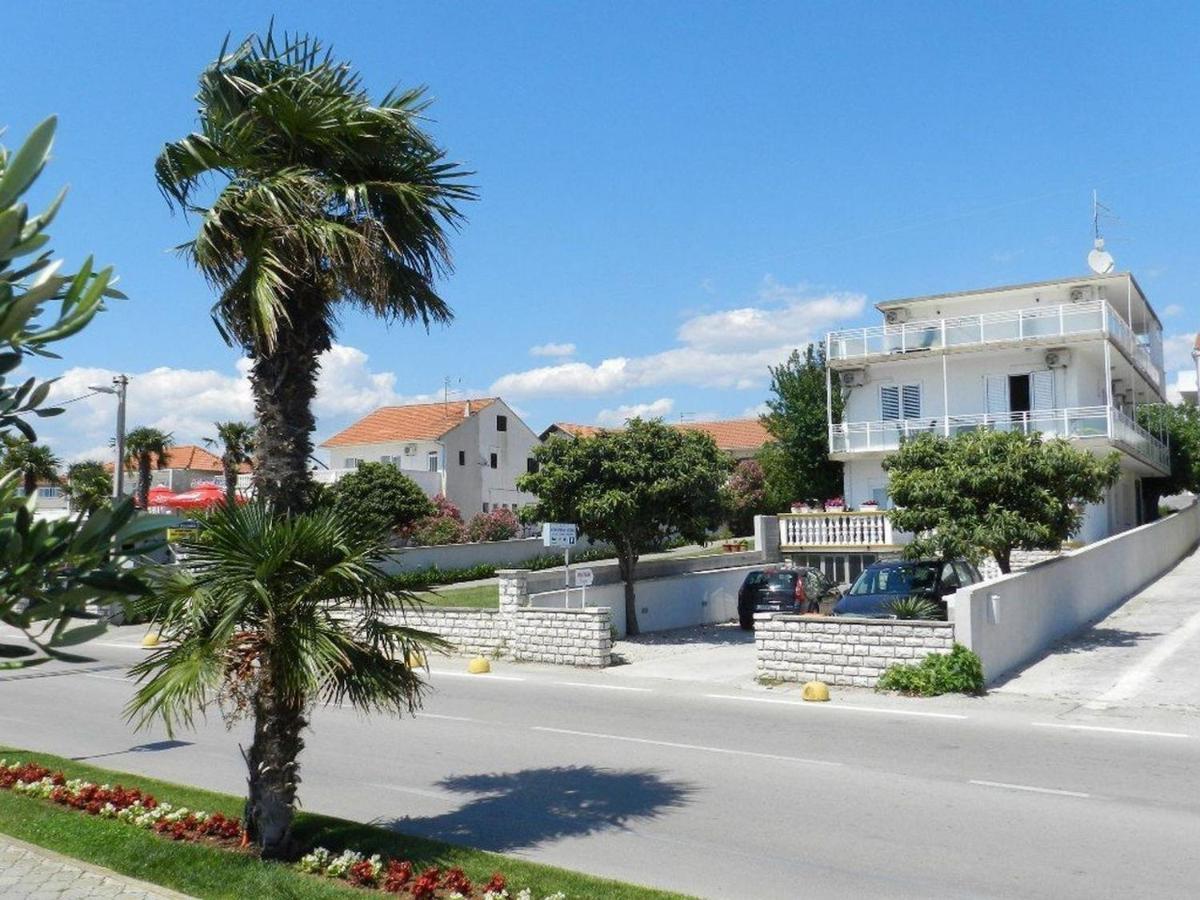 Apartments And Rooms Mare Vodice Eksteriør billede