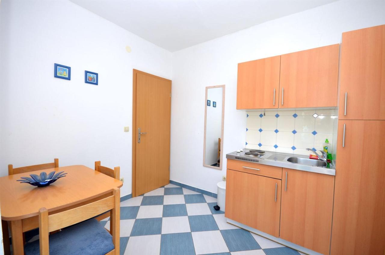 Apartments And Rooms Mare Vodice Eksteriør billede